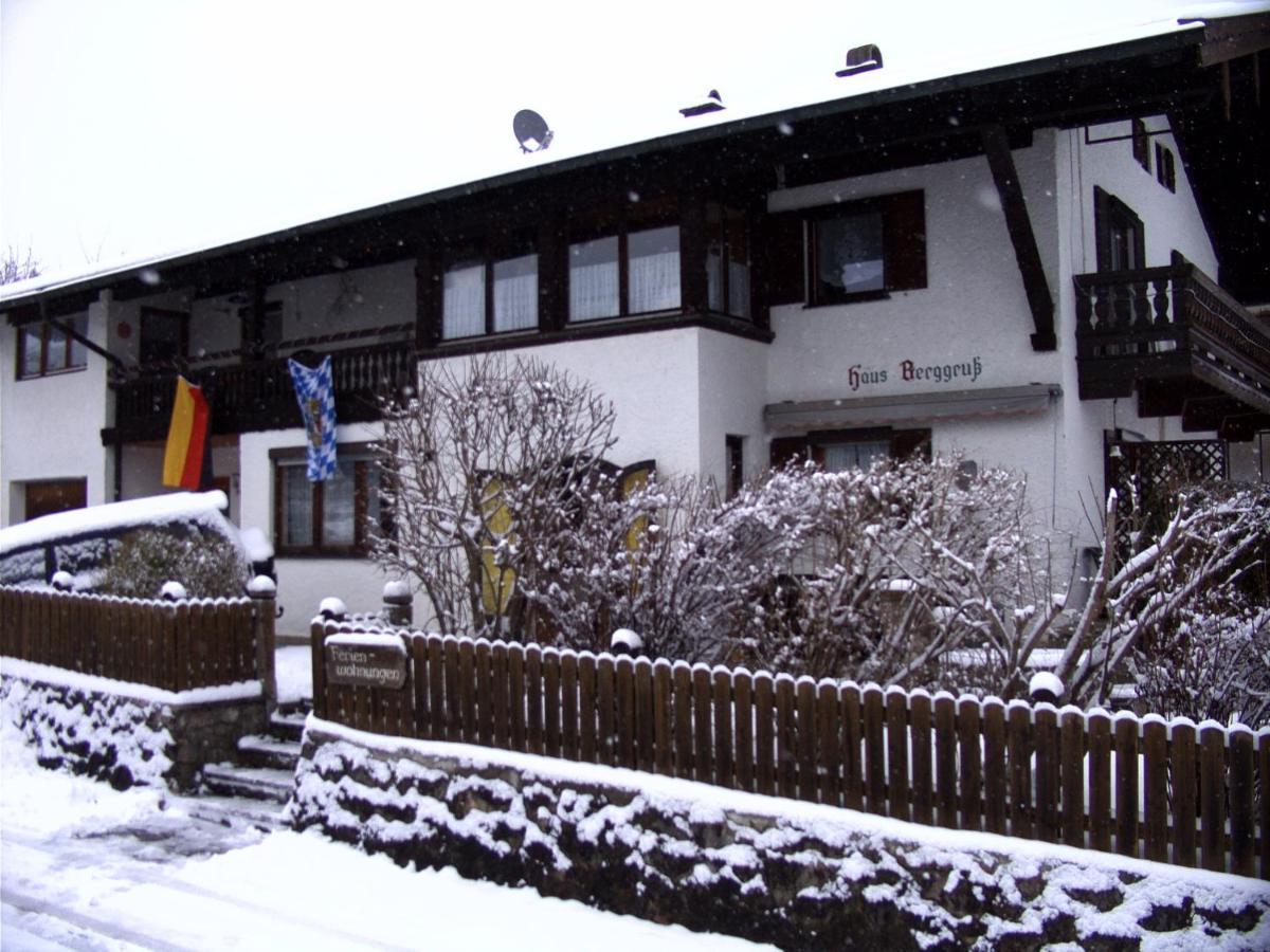Haus Berggruss Inkl. Chiemgaukarte Apartman Ruhpolding Kültér fotó