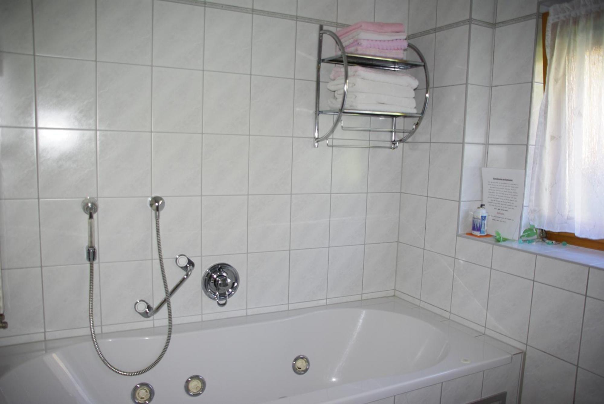 Haus Berggruss Inkl. Chiemgaukarte Apartman Ruhpolding Kültér fotó
