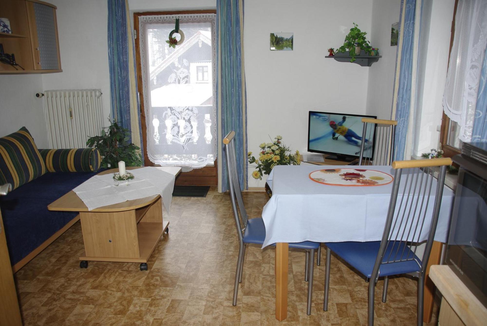 Haus Berggruss Inkl. Chiemgaukarte Apartman Ruhpolding Kültér fotó